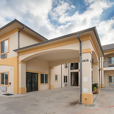 Scottish Inns & Suites Balch Springs Buitenkant foto